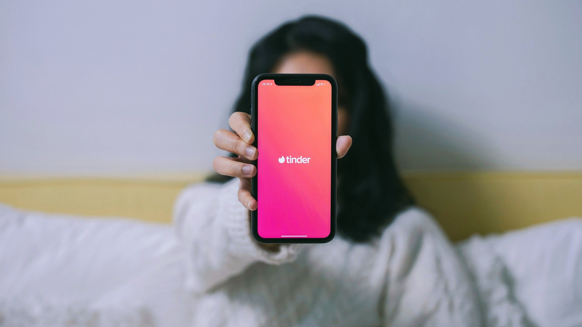 Γιατί τα dating apps έχουν πάρει την «κάτω βόλτα»;