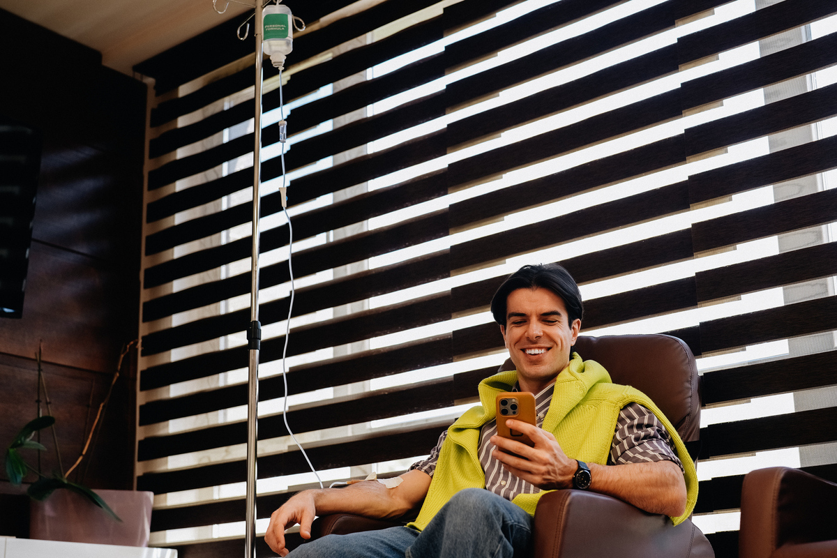 Τι είναι τα IV drips που βλέπουμε όλο και πιο συχνά στα social media;