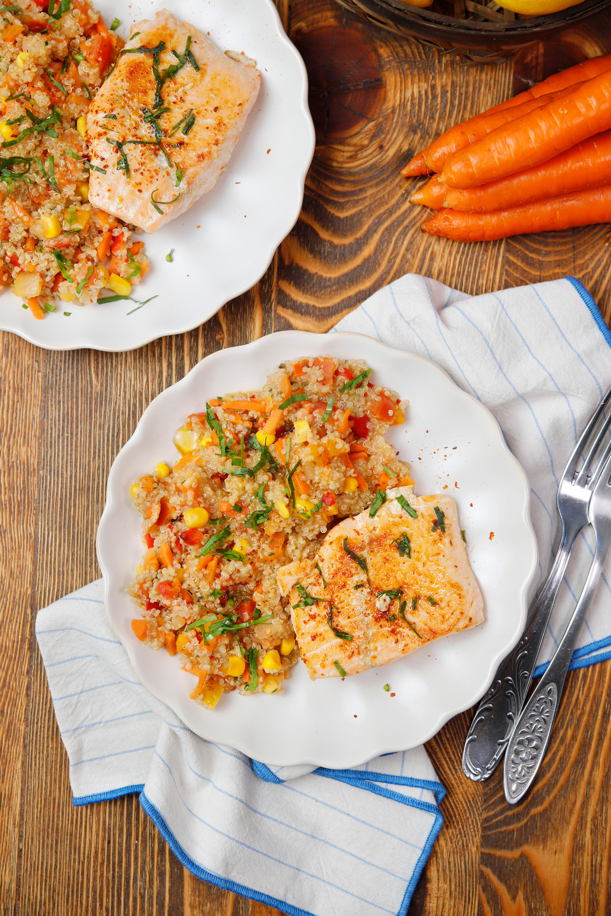 σολομός με κινόα