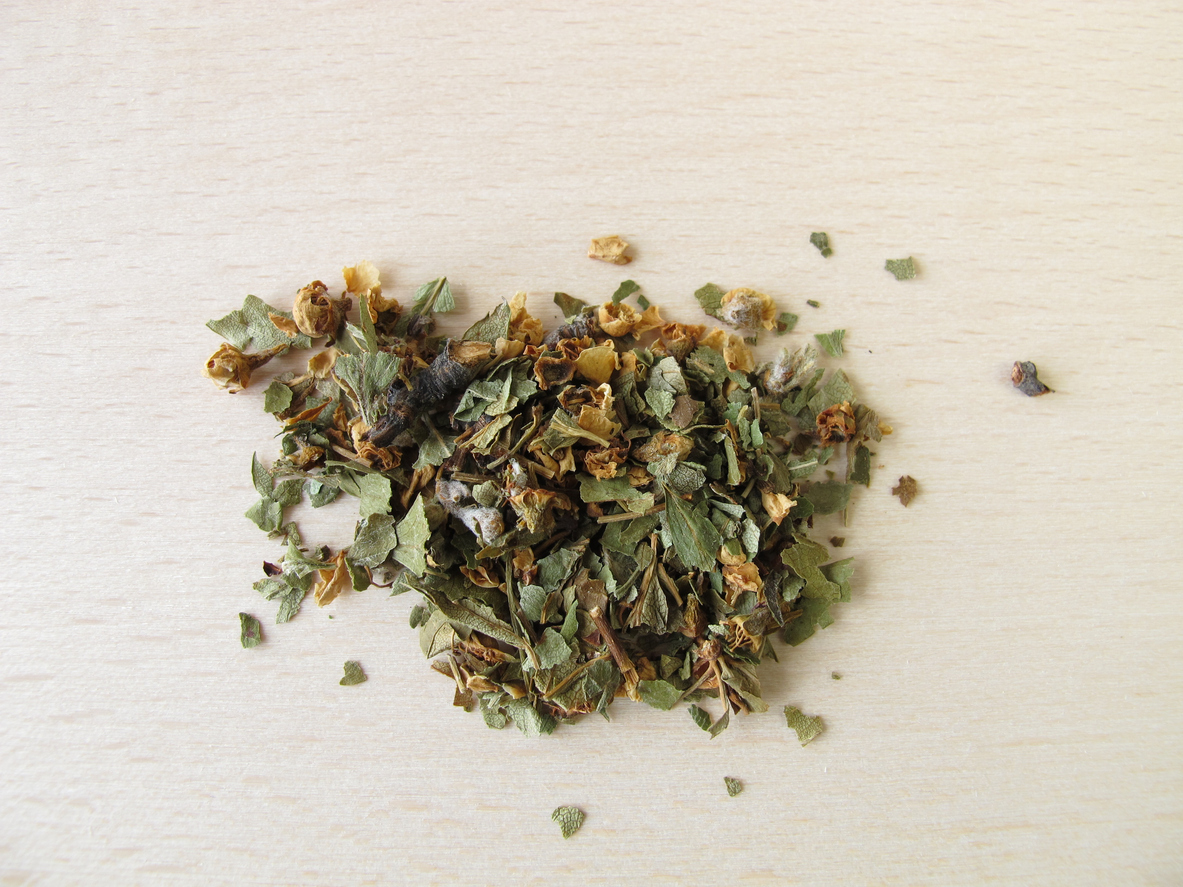 Το νέο βοτανο-challenge μας υπόσχεται ολιστική αντιγήρανση