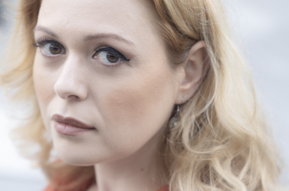 Δέσποινα Αποστολίδου