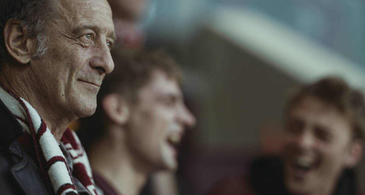 Παίζοντας με τη Φωτιά