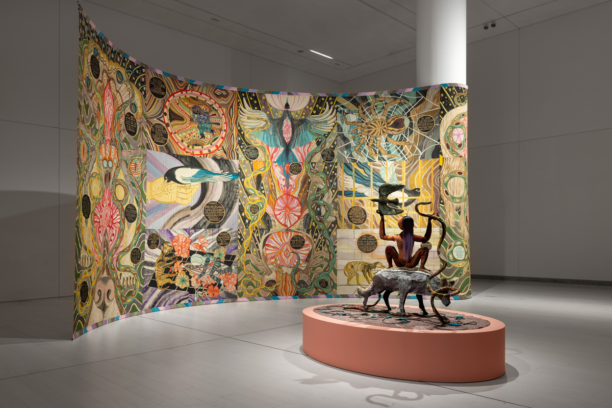 ΕΜΣΤ: 4 συναρπαστικές νέες εκθέσεις που επαναπροσδιορίζουν τη θέση μας στη γη