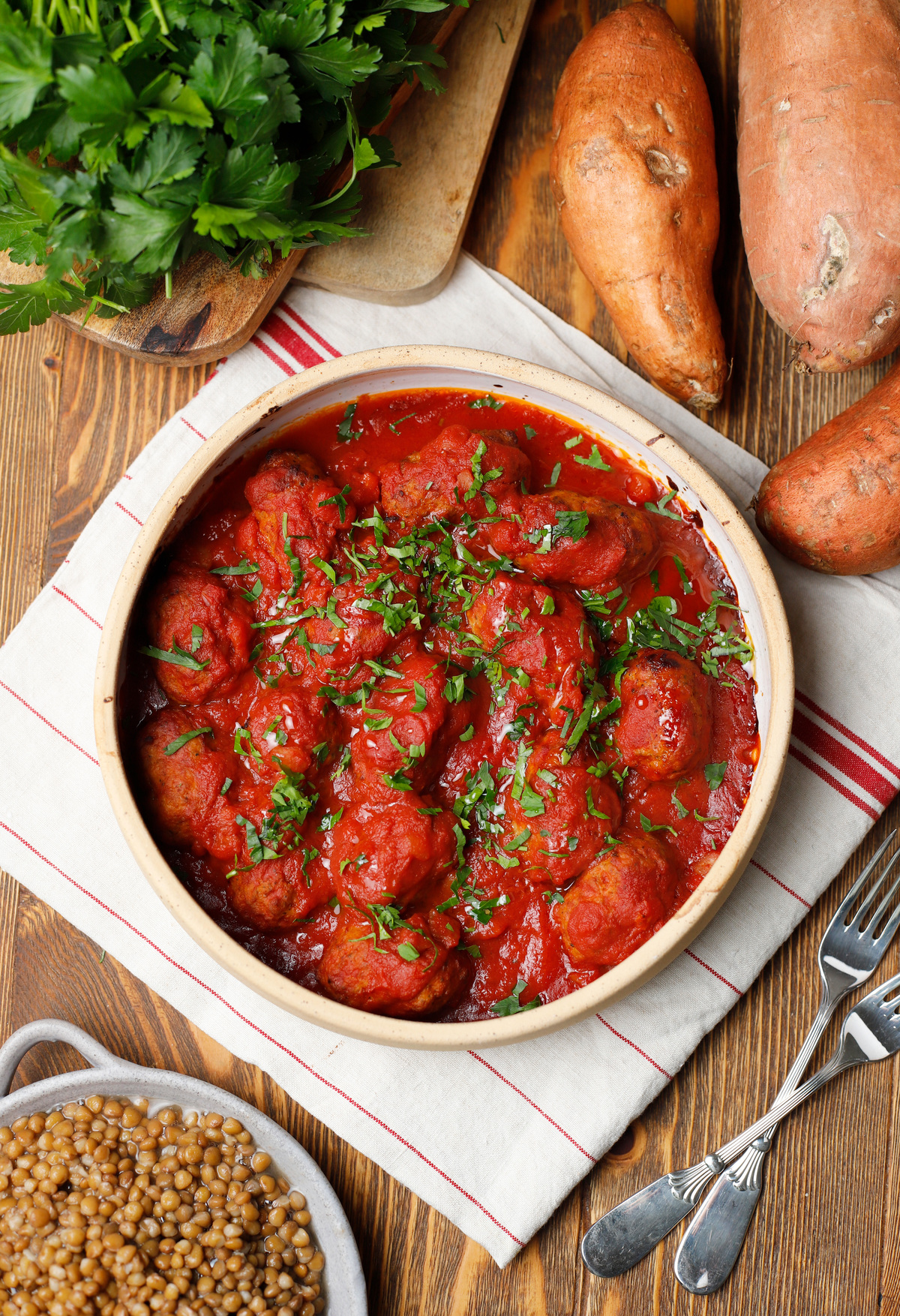 Νηστίσιμα σουτζουκάκια που αποδεικνύουν πως η απλότητα έχει γεύση