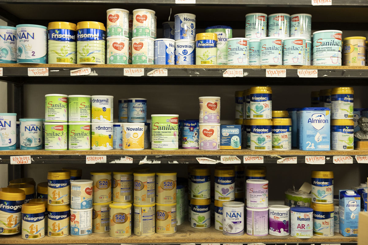 Όταν η μητρότητα φαντάζει βουνό το πρώτο που χρειάζεσαι είναι μια «Αγκαλιά»