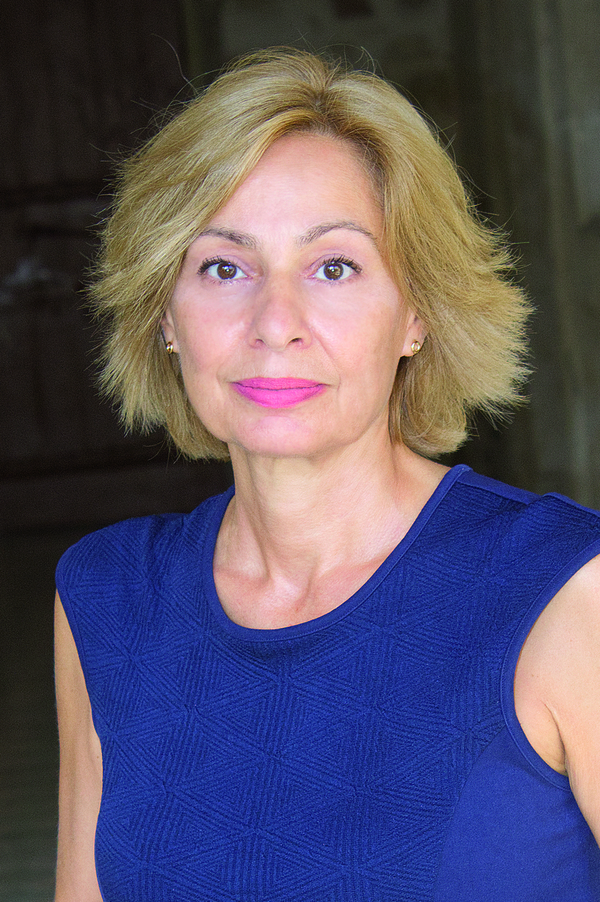 Η φιλοσοφία της ευτυχίας: Η Έλσα Νικολαΐδου εξηγεί πώς μπορεί να γίνει τρόπος ζωής