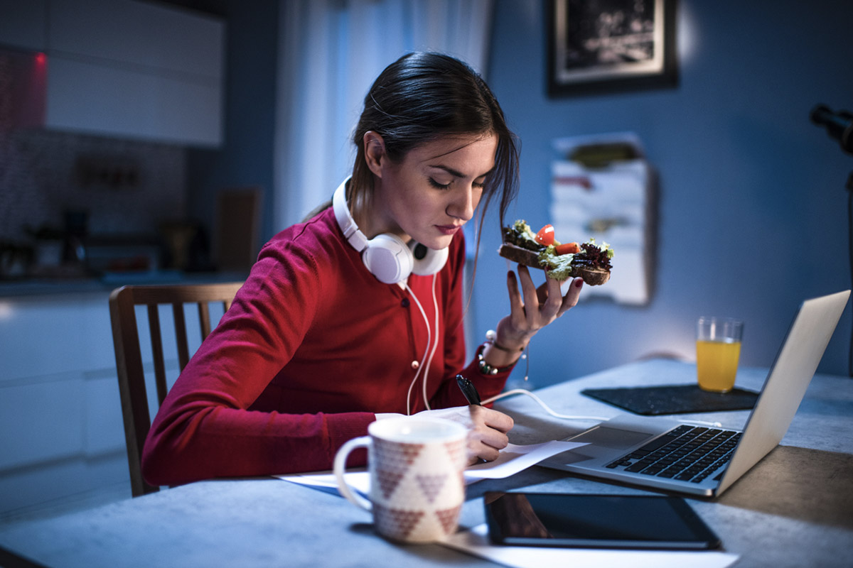 7 καθημερινές συνήθειες για καλύτερη υγεία εντέρου και εγκεφάλου