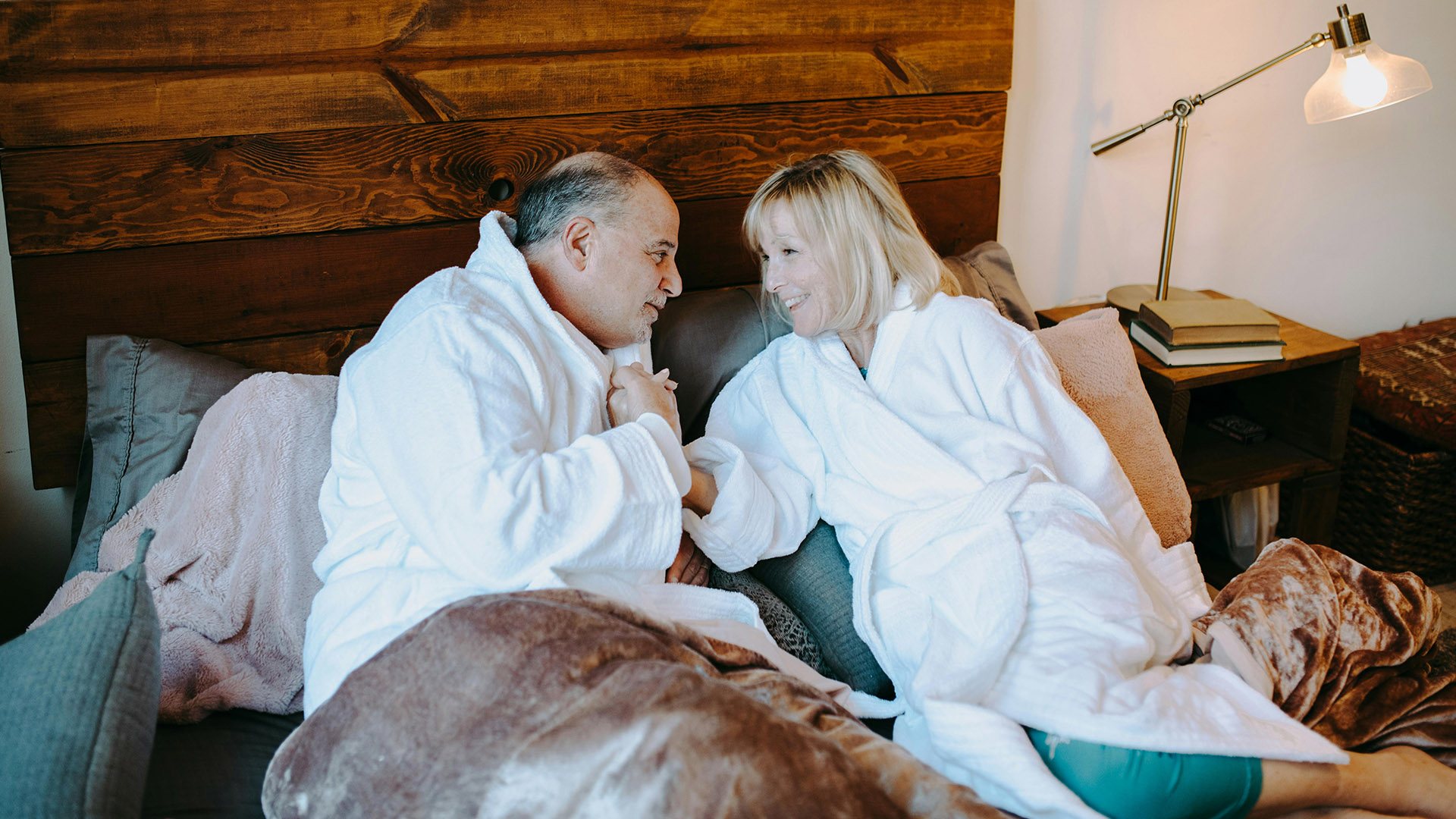 Το σεξ συνδέθηκε με τη μακροζωία – δεν αρκεί, όμως, απλά να κάνεις