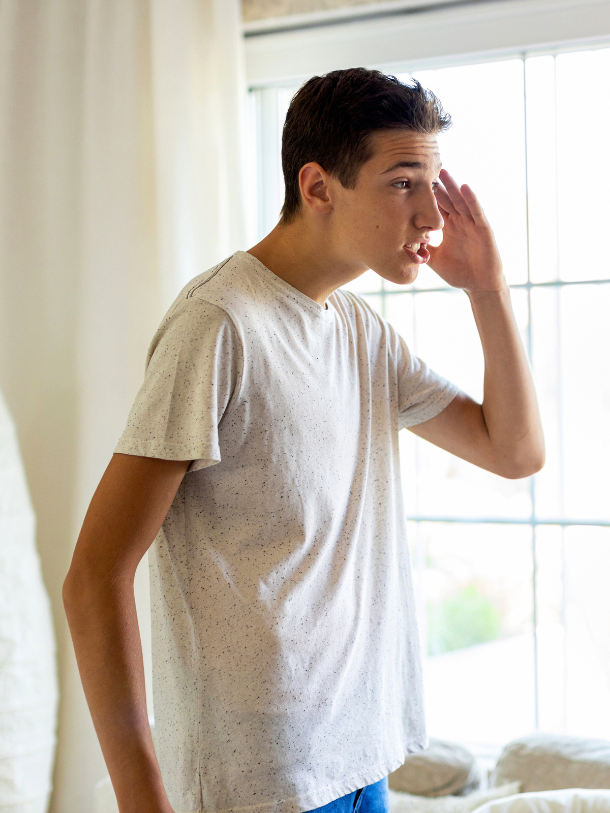 Φταίει η εφηβεία ή το παιδί σου έχει κατάθλιψη; Ειδικός απαντά