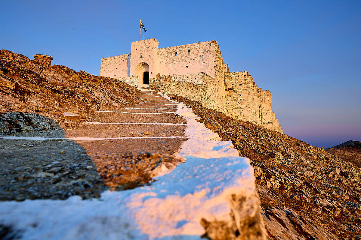 Σαν το πανηγύρι του προφήτη Ηλία τ’Αψηλού στη Σίφνο δεν έχει άλλο