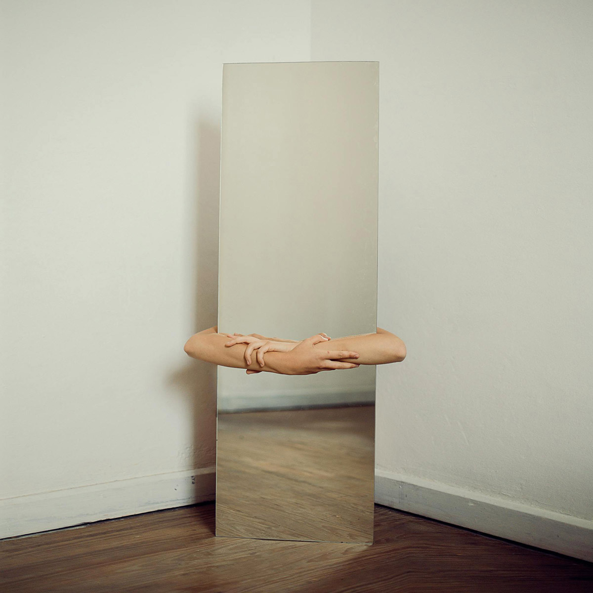 5 ερωτήσεις για να κάνεις στον εαυτό σου κάθε βράδυ πριν πέσεις για ύπνο