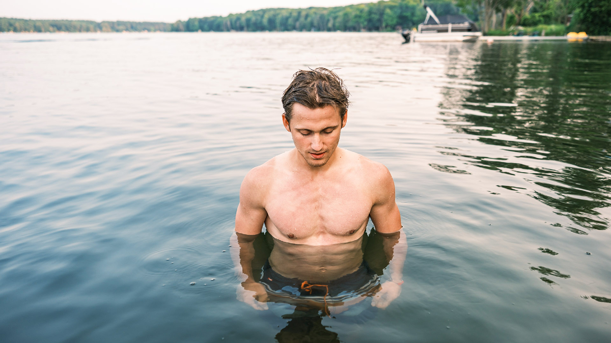 Πόσο ασφαλής είναι μια βουτιά στη λίμνη;