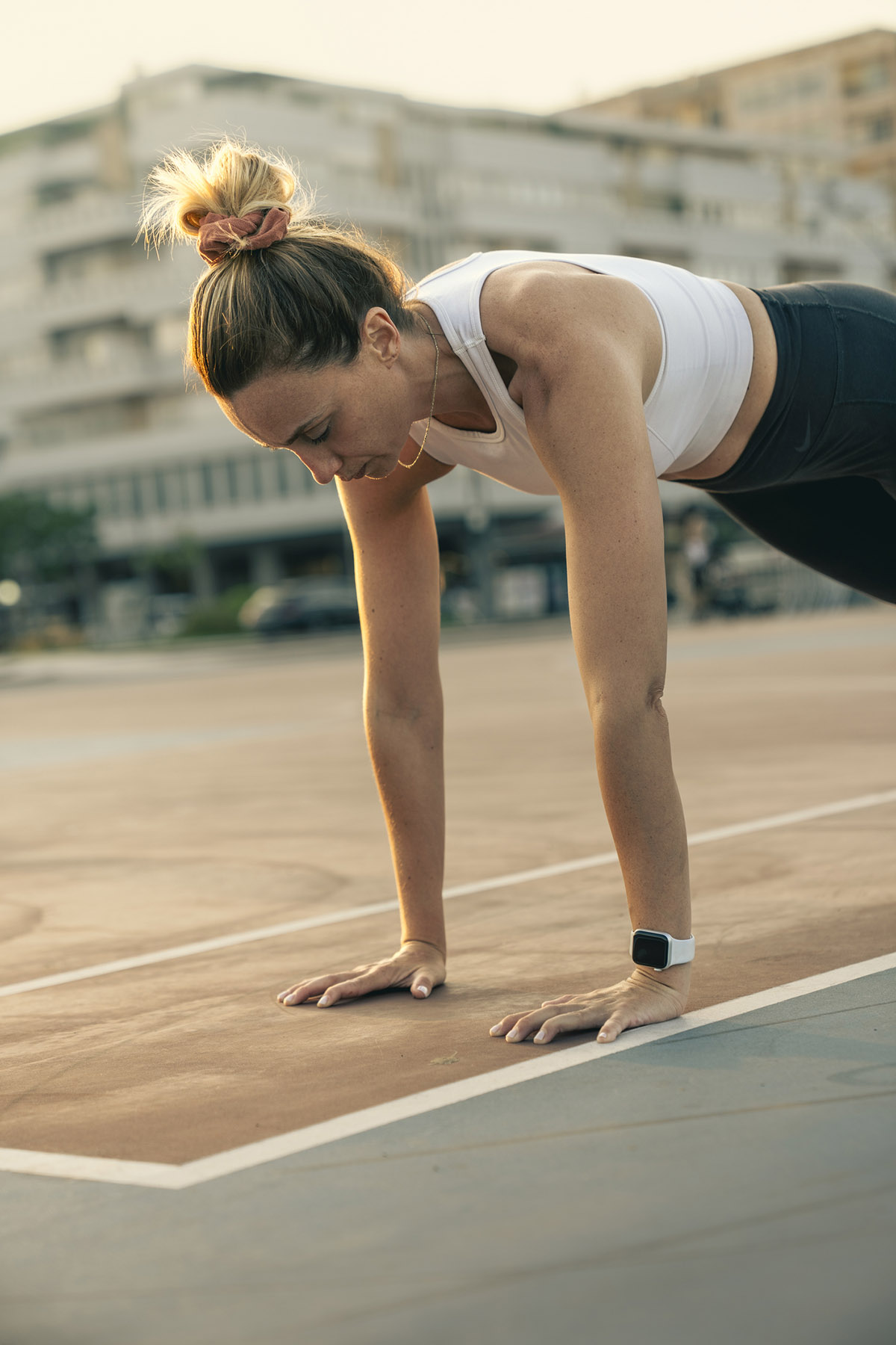 Γερά χέρια μετά τα 40 με αυτές τις δύο ασκήσεις