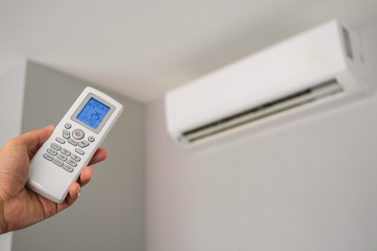 κλιματιστικό και βράδυ