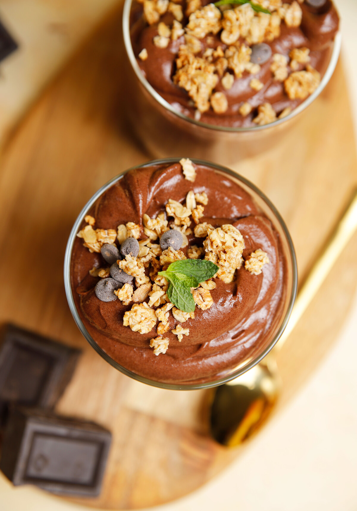 Πρωτεϊνική μους σοκολάτας χωρίς ζάχαρη – φτιάξε γλυκό που «μετράει»