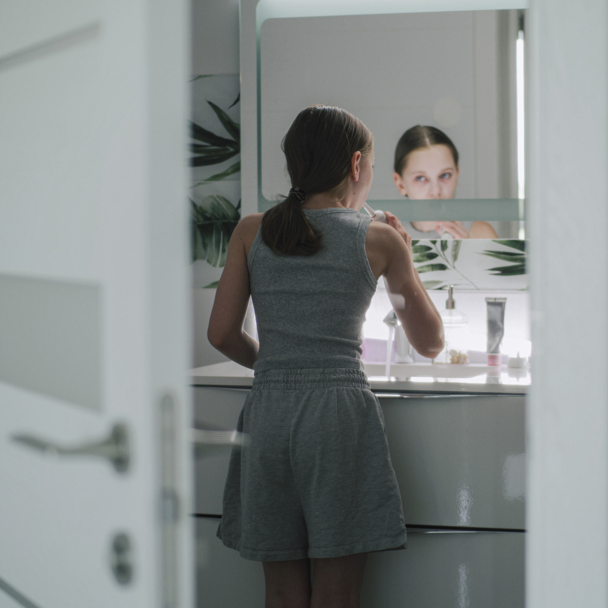 Τι πρέπει να περιέχει το νεσεσέρ ενός εφήβου για τις διακοπές; 