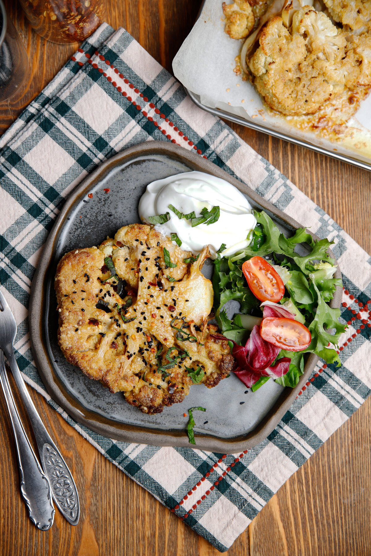 Φιλέτο κουνουπίδι με ταχίνι στο φούρνο