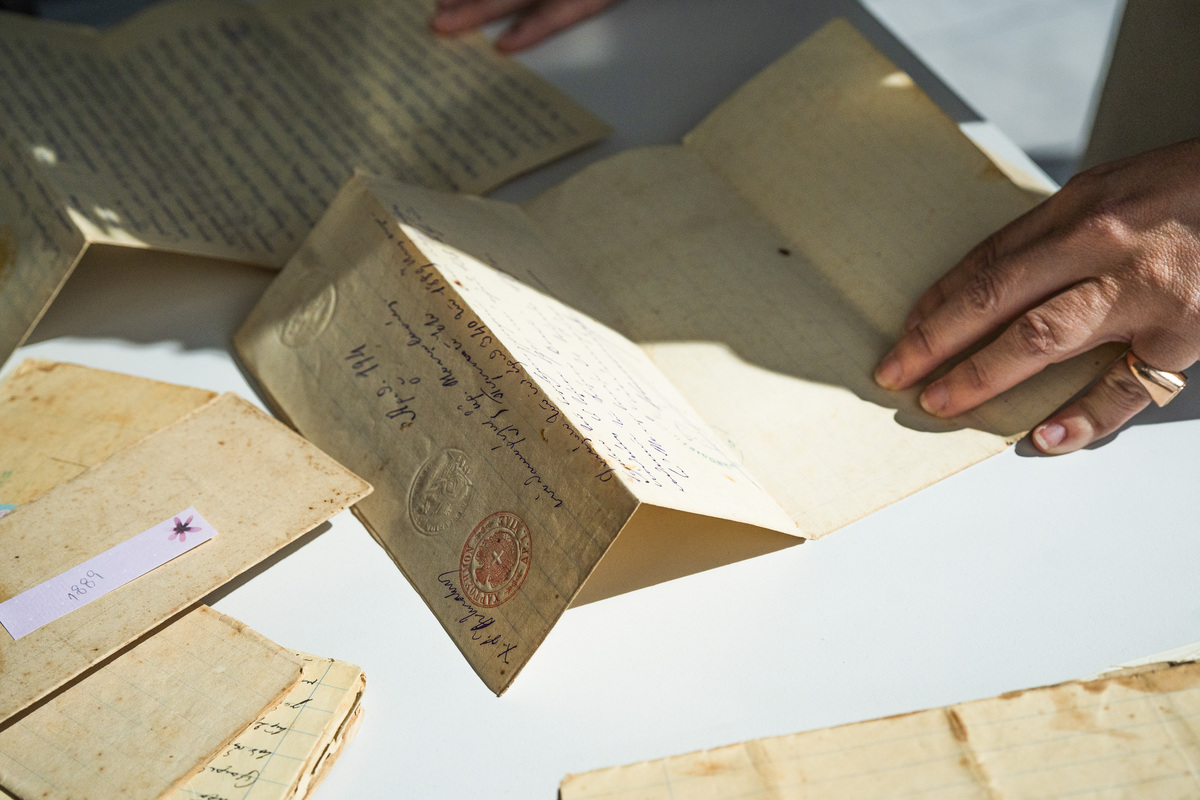 Πώς η γραφολογία σε γνωρίζει από την όψη των… γραμμάτων σου