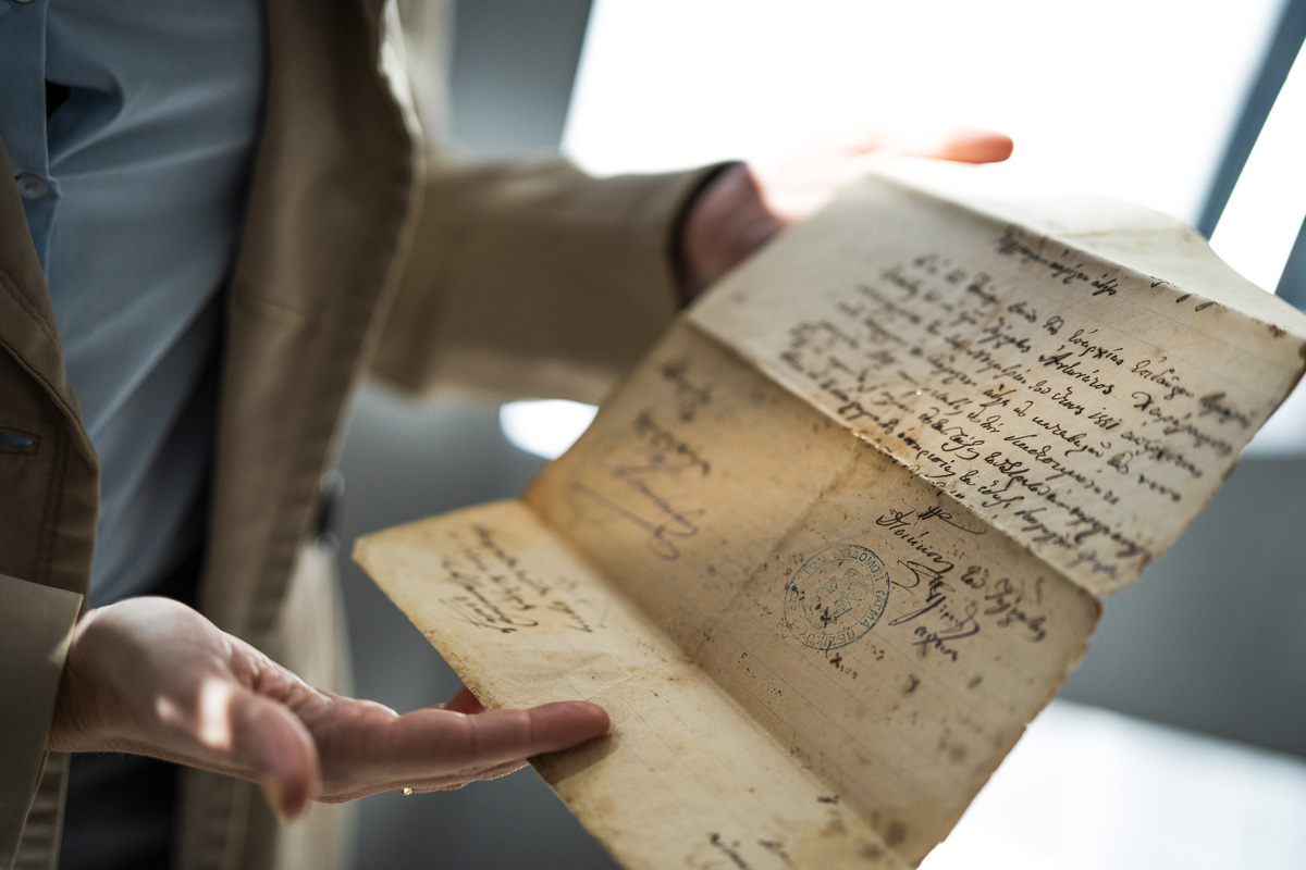 Πώς η γραφολογία σε γνωρίζει από την όψη των… γραμμάτων σου