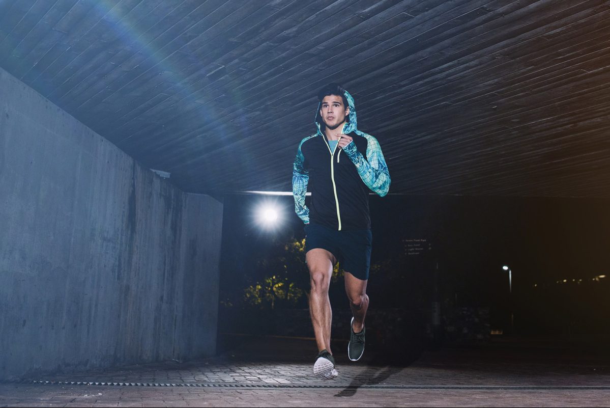 Τι συμβαίνει όταν βγαίνεις για τρέξιμο αργά το βράδυ;