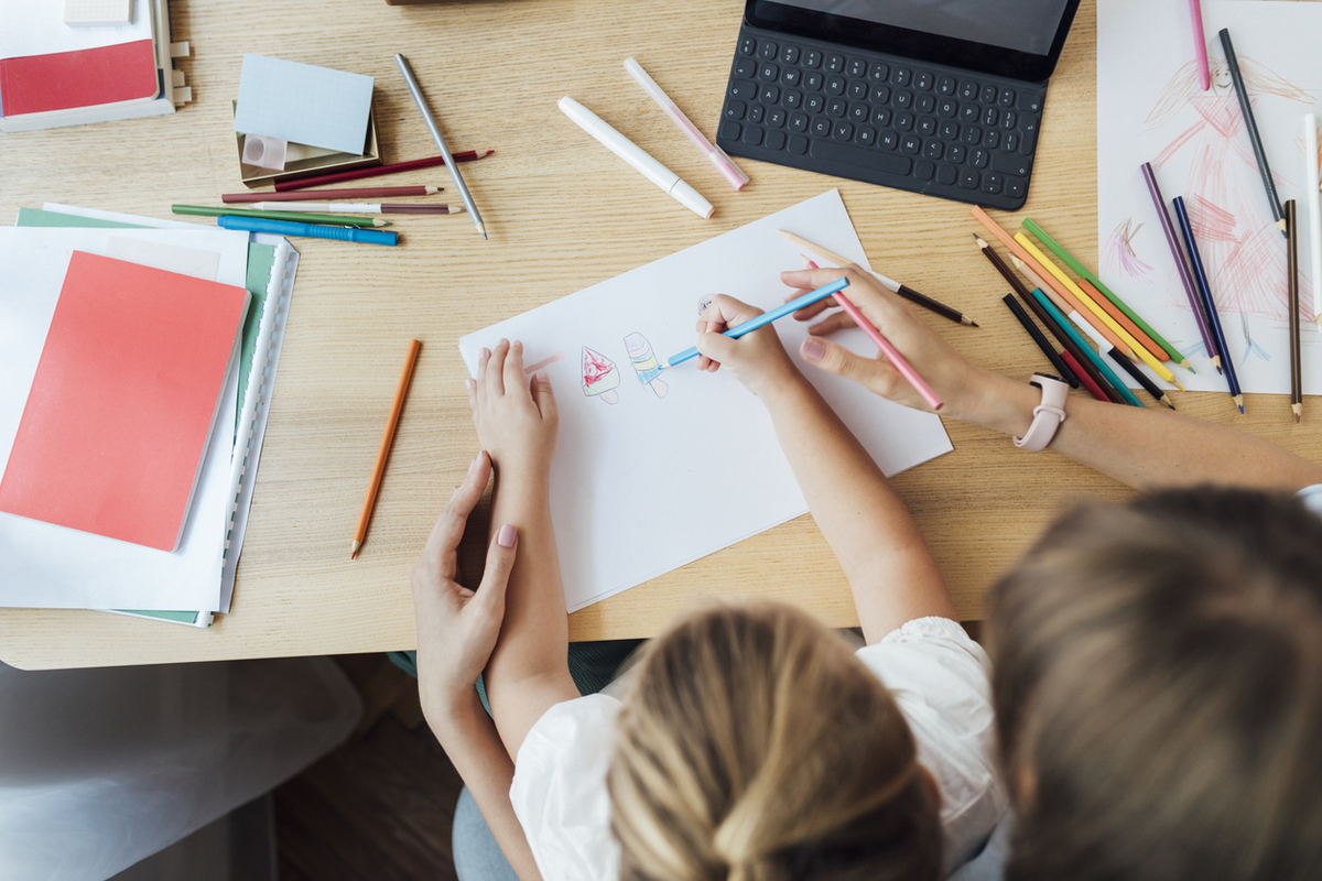 Μεγαλώνεις παιδί με αυτοπεποίθηση ή με ναρκισσισμό;