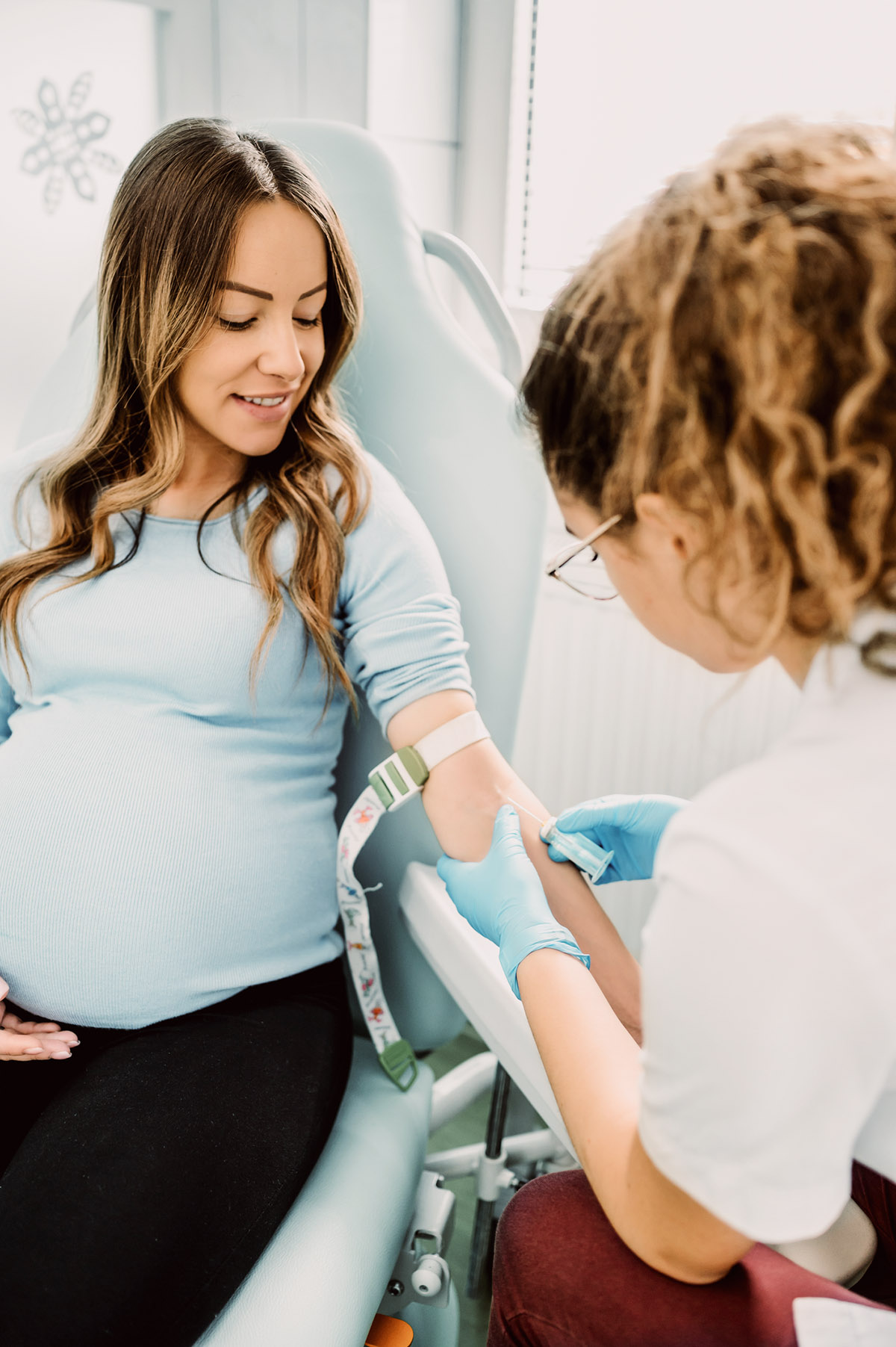 Μια απλή αιματολογική εξέταση μπορεί να προβλέψει επιπλοκές στην εγκυμοσύνη