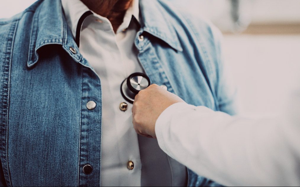 Επιστήμονες ανακάλυψαν γιατί η γρίπη είναι πιο θανατηφόρα για τους ηλικιωμένους