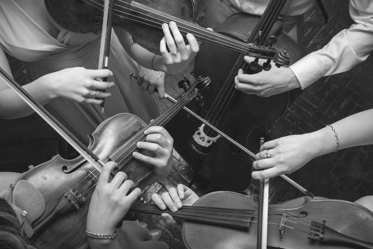 Γιατί όποτε πονάς θα ευχόσουν να ήξερες κιθάρα