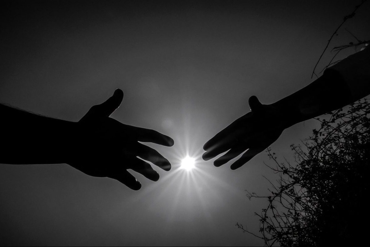 6 μαθήματα από τον Αλμπέρ Καμύ για να αντέξεις το παράλογο της ζωής