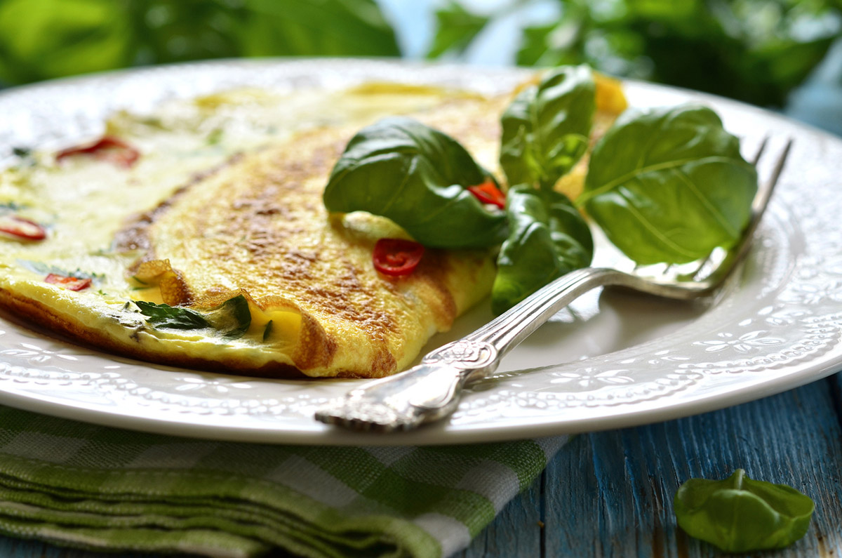 Έφαγες σαν να μην υπάρχει αύριο; Δες πώς θα συνέλθεις από τη βραδινή υπερφαγία
