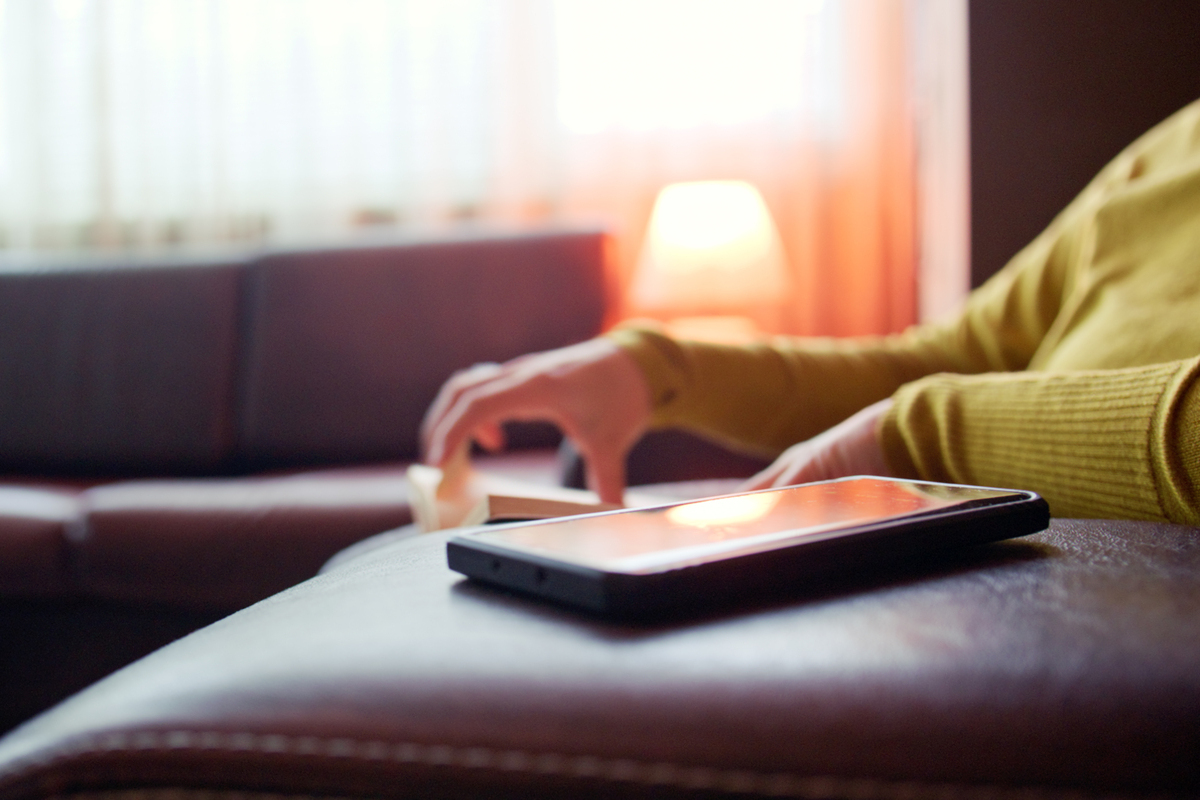 Δεν ποστάρεις τη ζωή σου στα social media; Δες τι λέει αυτό για την ψυχολογία σου