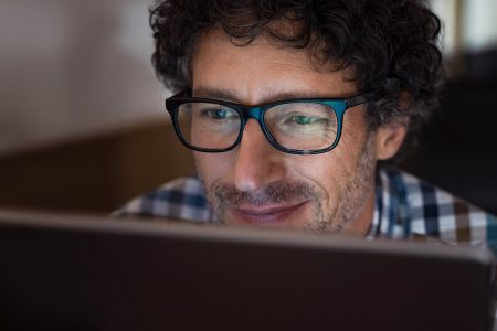 Νευροεπιστήμονας μοιράζεται 6 μυστικά για ταχύτερη μάθηση