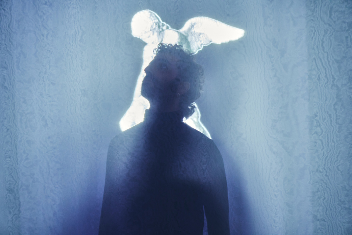 ody icons: «Βρίσκω απαραίτητες και τη μοναξιά και την έκσταση στην εμπειρία του έρωτα»