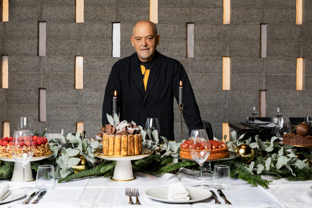 Στέλιος Παρλιάρος