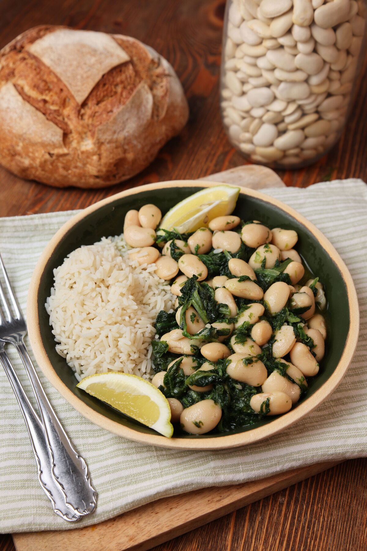 Γίγαντες λεμονάτοι με σπανάκι και ρύζι: plant-based συνταγή με πλήρη πρωτεϊνη