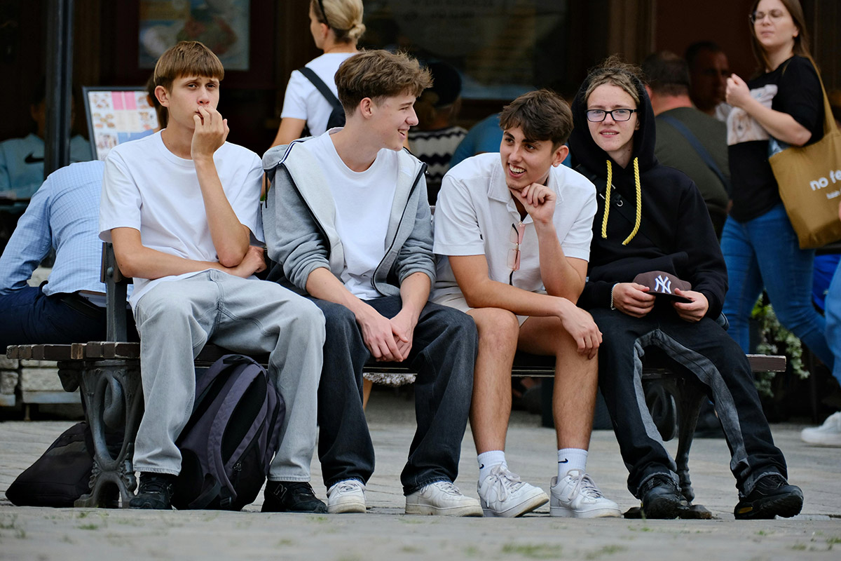 Οι έφηβοι χρειάζονται χρόνο μόνοι – πόσο όμως;