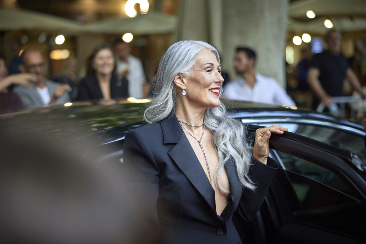 γκρίζα μαλλιά 