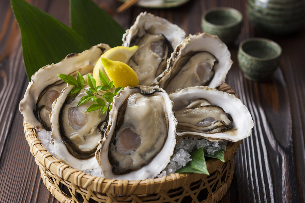 Αυτές οι τροφές μπορούν να κάνουν τα μαλλιά σου πιο δυνατά και λαμπερά