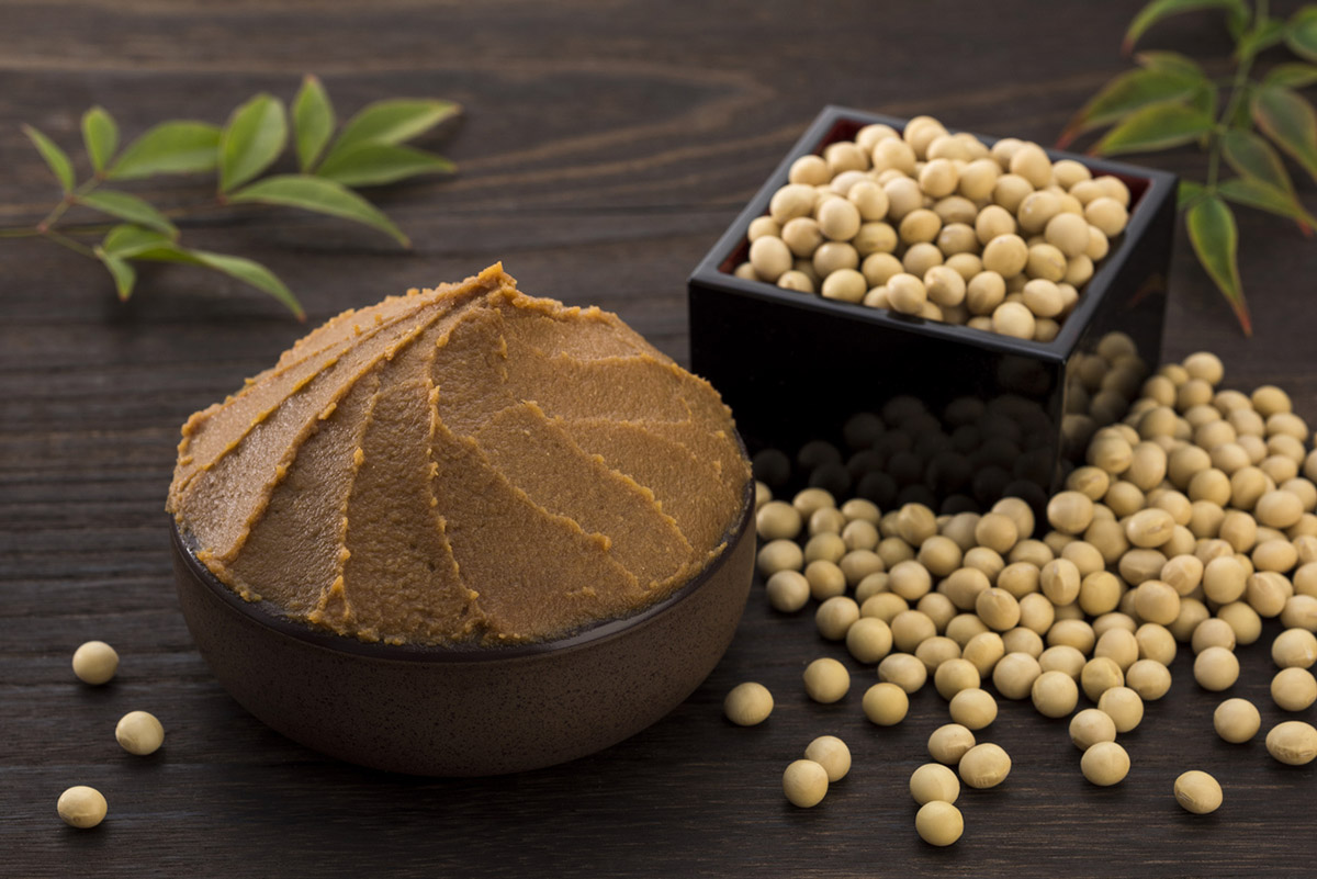 7 εξαιρετικές ζυμωμένες τροφές που χρειάζεται το έντερό σου