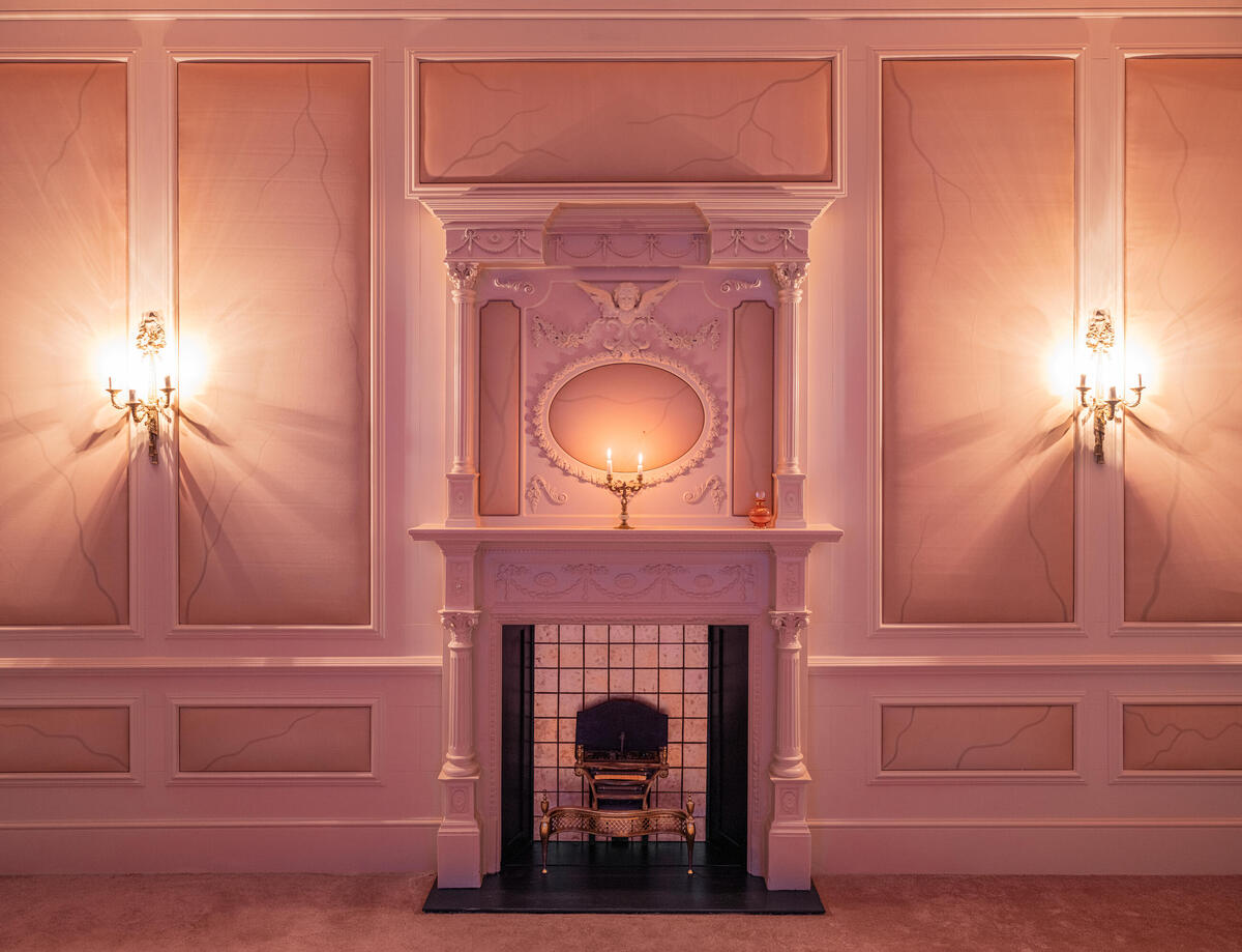 Ανεμοδαρμένα ύψη: Θα ήθελες να μείνεις στο πιο ρομαντικό δωμάτιο του κόσμου;