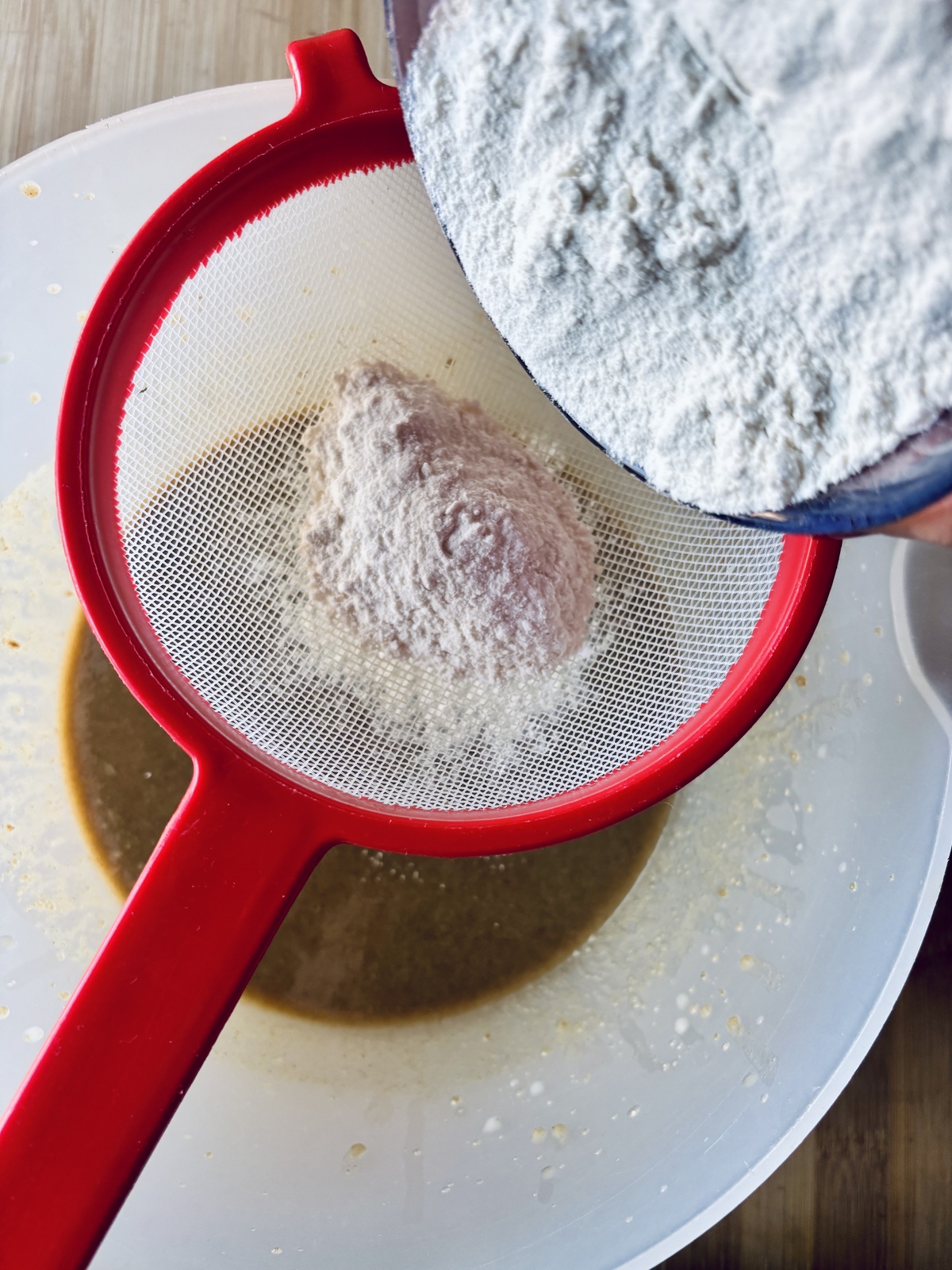 Vegan brownies με ελαιόλαδο και ταχίνι: Ζουμερά, σοκολατένια και πανεύκολα