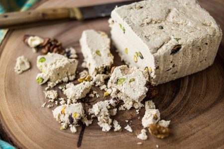 Δεν φαντάζεσαι τι είναι το τσουένι που υπάρχει στα συστατικά του χαλβά σου