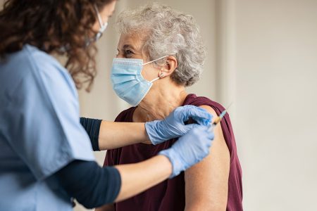 Ποιο εμβόλιο συνδέθηκε με καθυστέρηση της γήρανσης;