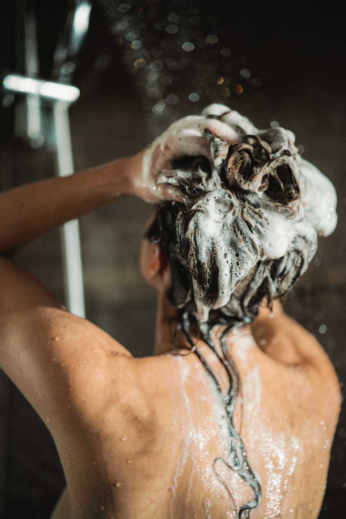 λιπαρά μαλλιά με ξηρές άκρες 