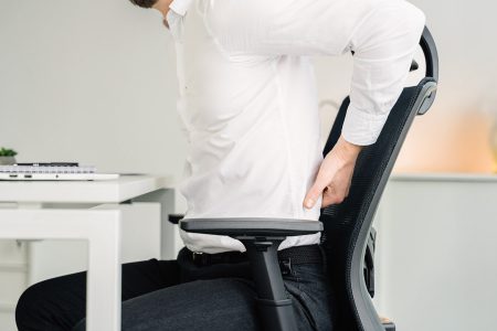 Η άσκηση που σε προφυλάσσει από τον πόνο στη μέση