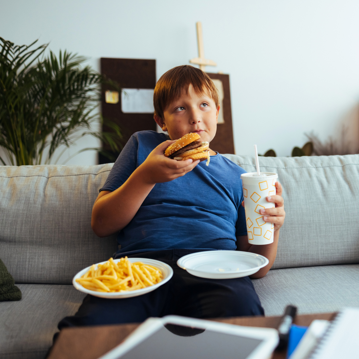 Πώς να μιλήσεις στο παιδί σου για το βάρος χωρίς να το πληγώσεις