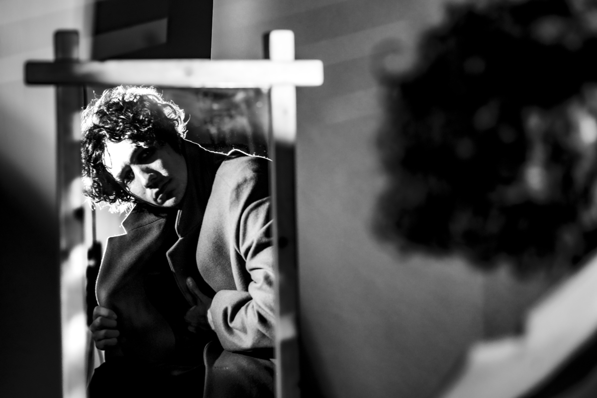 Στον καθρέφτη