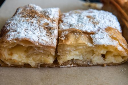 Πού να φας θεϊκή μπουγάτσα στη Θεσσαλονίκη