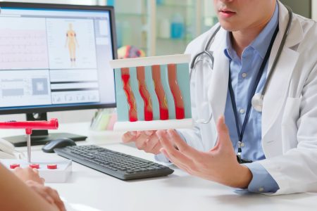 Νέα όρια για τη χοληστερόλη: Τι αλλάζει στις οδηγίες για την LDL