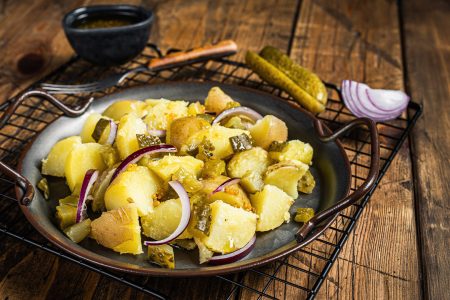 Τι να τρως για υγιές έντερο: Οι τροφές που βοηθούν το μικροβίωμα και τι να αποφεύγεις